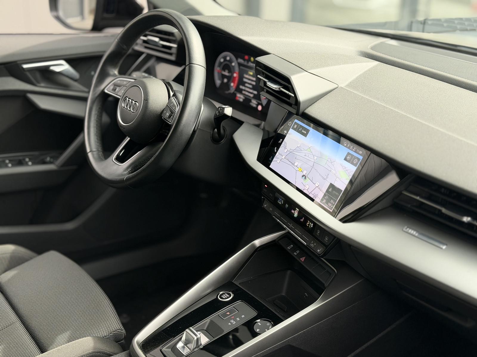 Audi A3 35 TDI S-Line / Kamera / Gewindefahrwerk, миниатюра 18