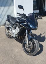 Yamaha FZS 1000 FAZER -Carbon /3. Hand/3+4.Gang defekt - Offers matching your search criteria