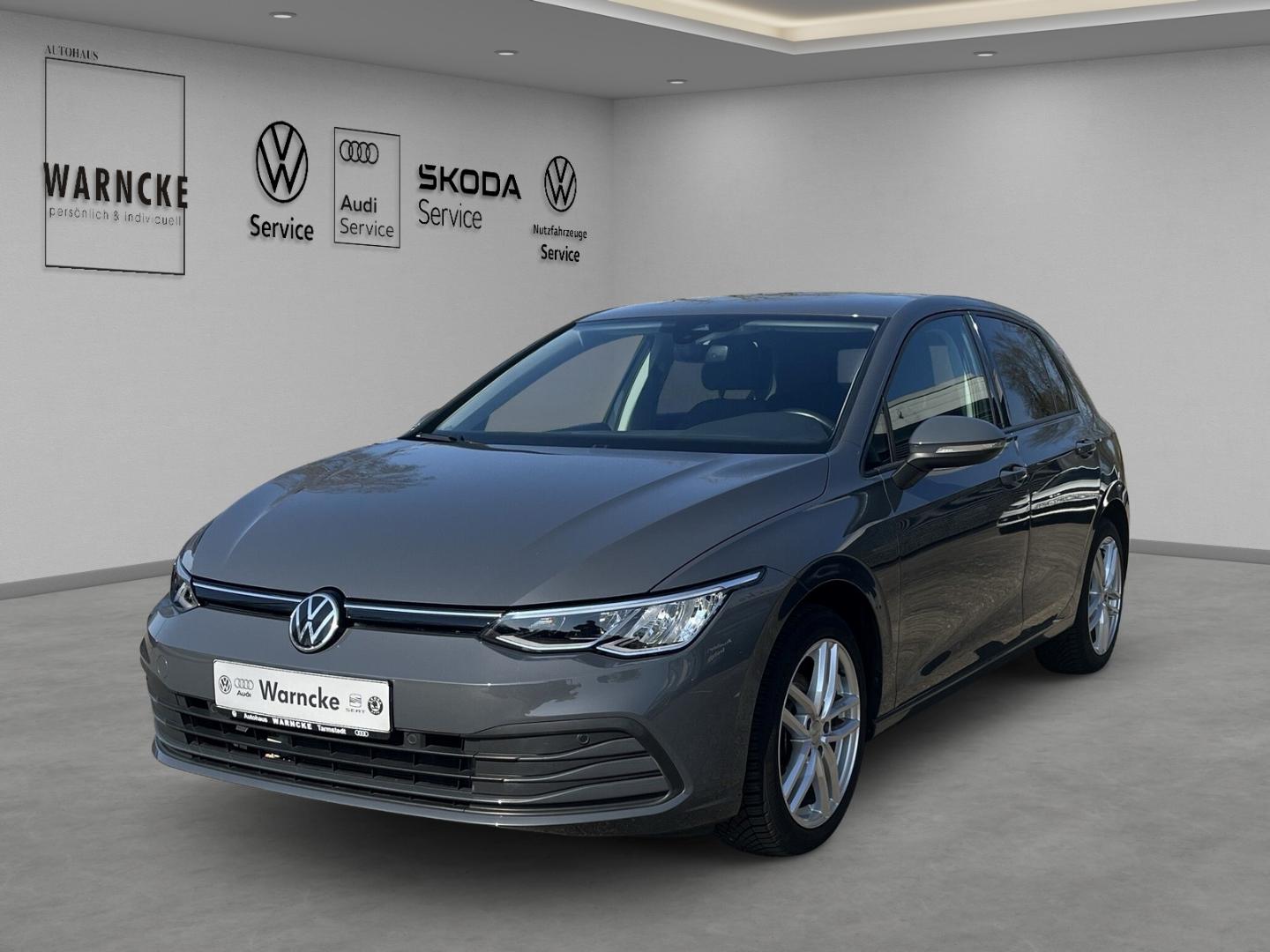 Volkswagen Golf VIII 1.5 TSI Life LED ACC LM GJR PDC NAV SH