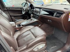Fahrzeugabbildung Macan S Sportauspuff/Chrono/Luftfederung/Spyder
