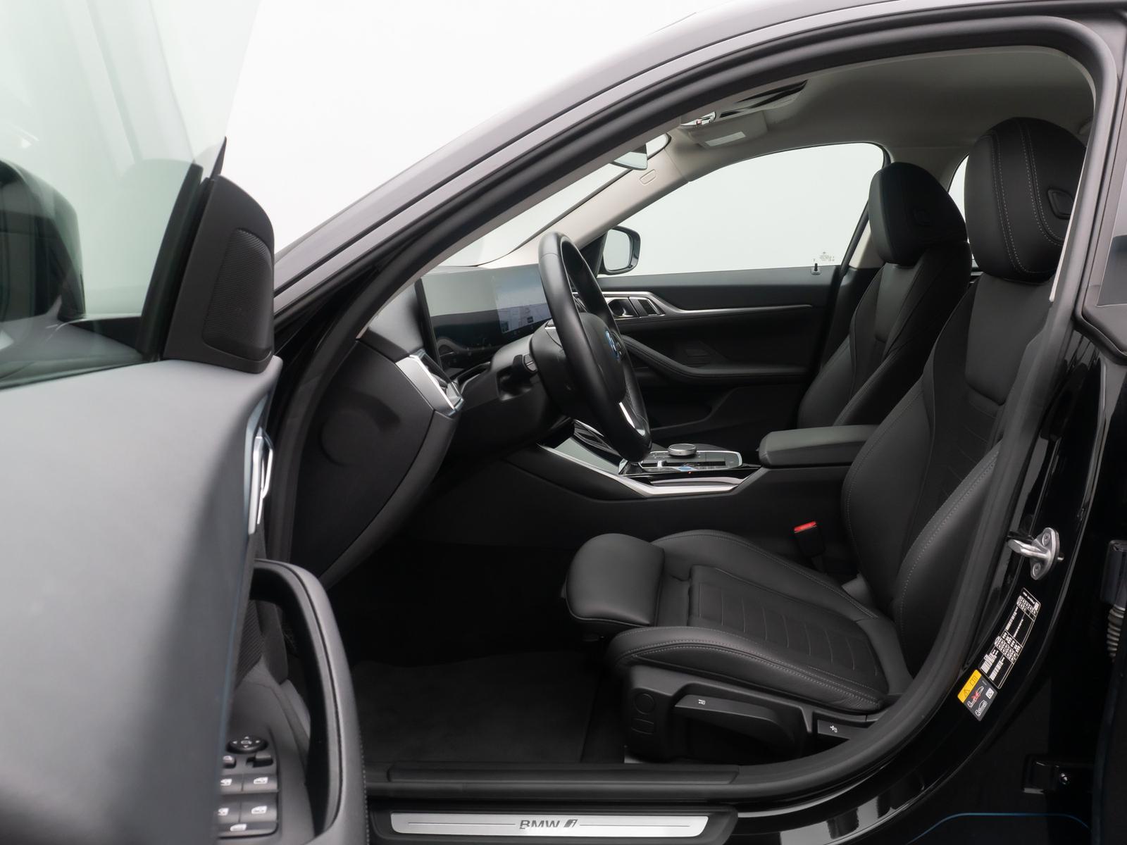 BMW i4 eD40 GC HiFi Kamera DAB Widscreen Sportsitze, миниатюра 19