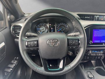 Toyota Hilux - 10