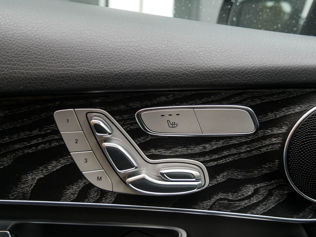 Mercedes-Benz GLC 300 e 4M |DISTR|KEYL|LED|NAVI|PANO|360°|MBUX