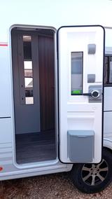 Bürstner Averso Plus 520 TL Glattblech, 2.000 Kg, Sofort  - Bürstner Tl