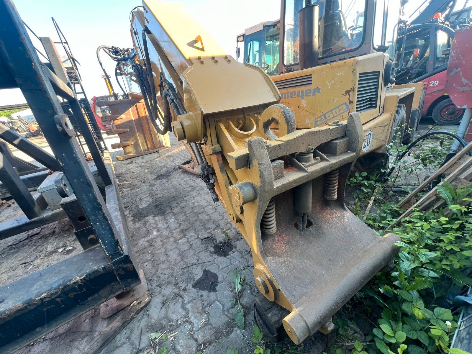 Fahrzeugabbildung CAT 336/Demlone Dem  50/Abbruchbagger/Verst.Fahrwerk