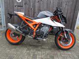 KTM 990 Duke-R Modell 2026 - KTM 990 DUKE R