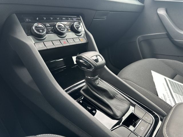 Karoq 1.5 TSI Selection LED+NAVI+RFK+ACC+PDC+SHZ