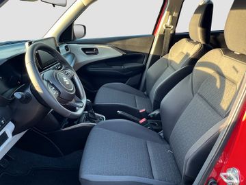 Fotografie 9 des Suzuki Swift 1.2 HYBRID Comfort+ NAVI Klimaautomatik