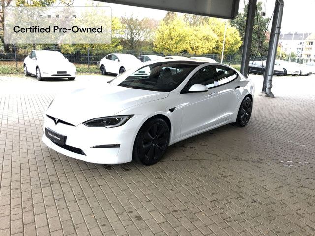 Tesla Model S AWD