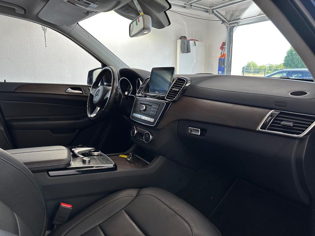 Mercedes-Benz GLE 500