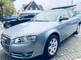 Audi A4 Lim. 3.0 TDI Quattro Klimauaut.,SHZ,MMI-Navi - Audi A4 aus 2006 mit Diesel-Antrieb