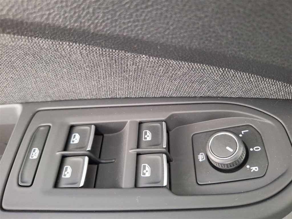 Volkswagen Golf Variant Life 1.5 eTSI DSG BusinessPremium, миниатюра 15