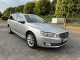 Volvo V70 D4  2L Diesel Automatik 181p.s. TOP - Volvo V70 mit Diesel-Antrieb: Standheizung