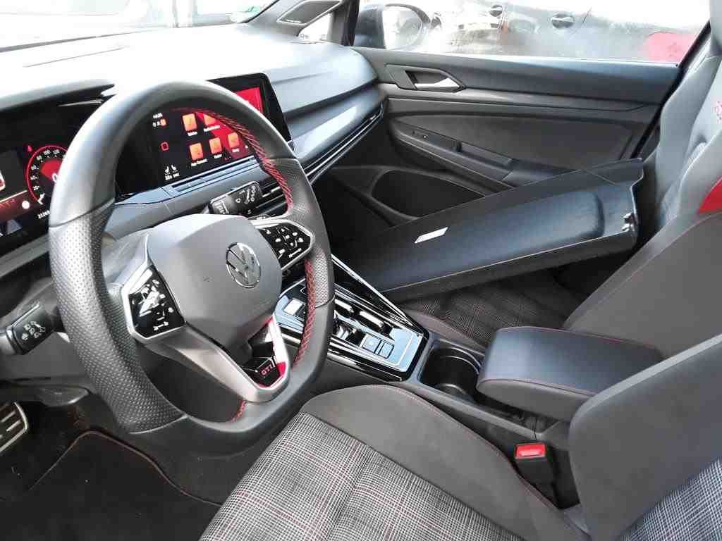 Volkswagen Golf - Bild 4