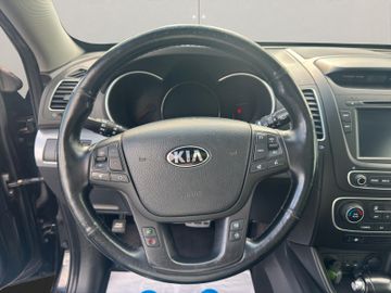 KIA Sorento - 10