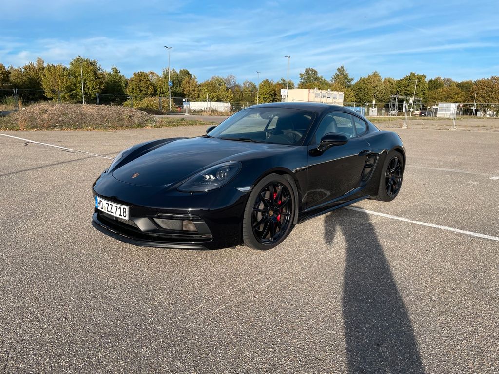 Image of Porsche Cayman