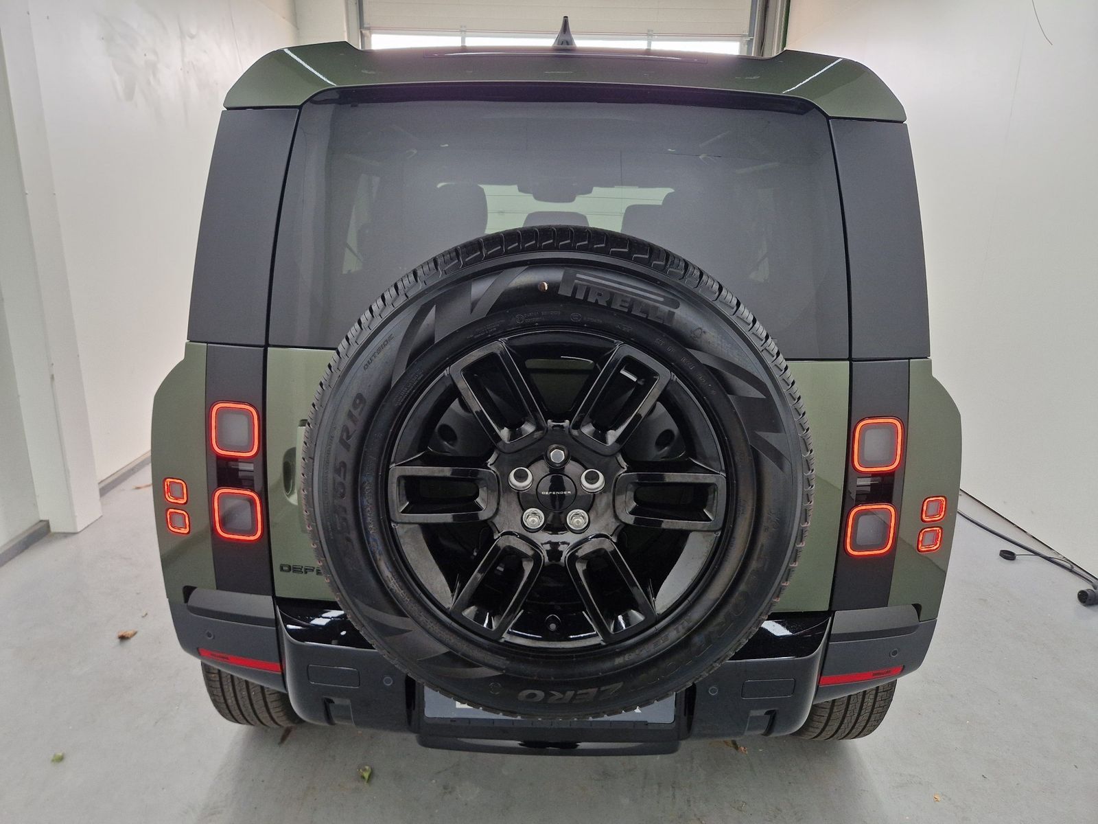 LAND ROVER Defender  110 3.0 Diesel D200 S – Bild 5