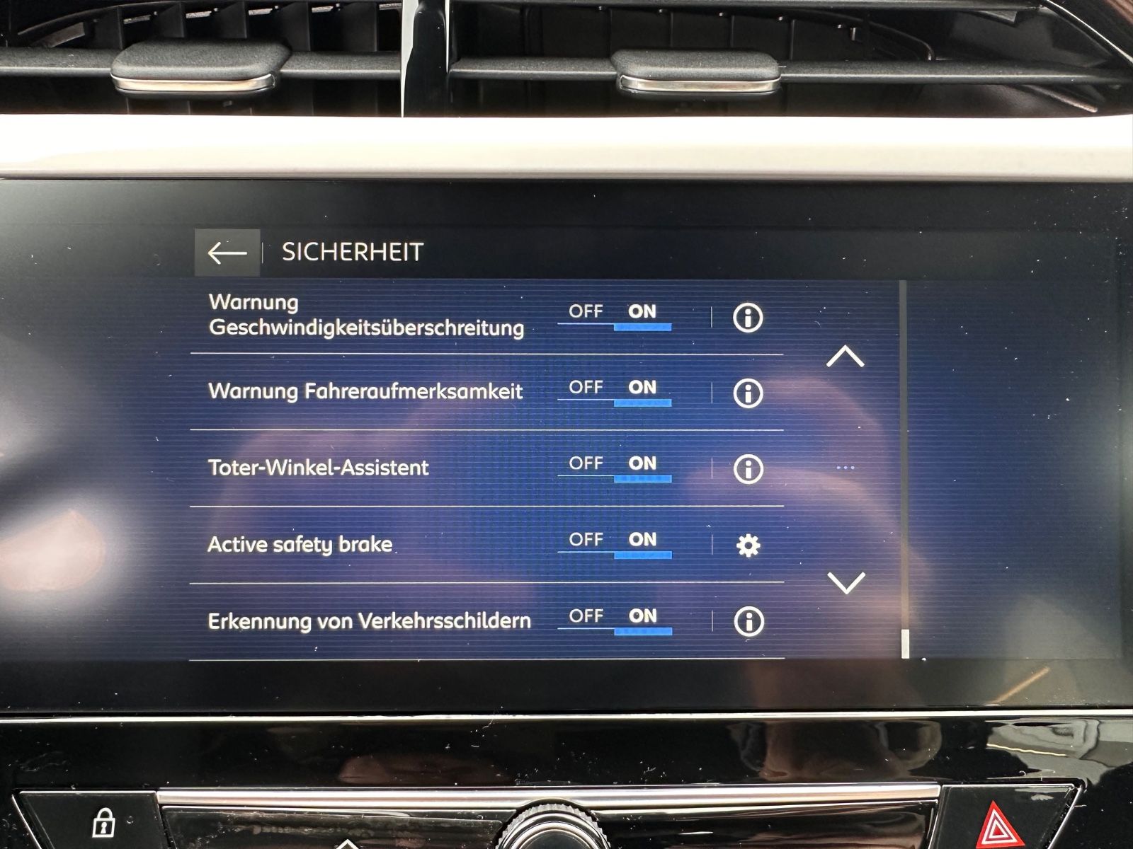 Fahrzeugabbildung Opel Corsa GS 1.2 Turbo Automatik APP/ACC/LED/SHZG