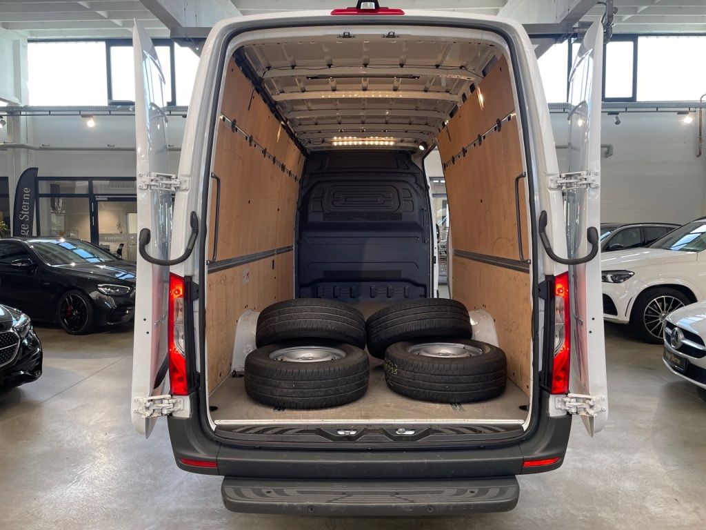 Fahrzeugabbildung Mercedes-Benz Sprinter 317 Kasten L3H2 LED 10''MBUX RFK 2 Sitz