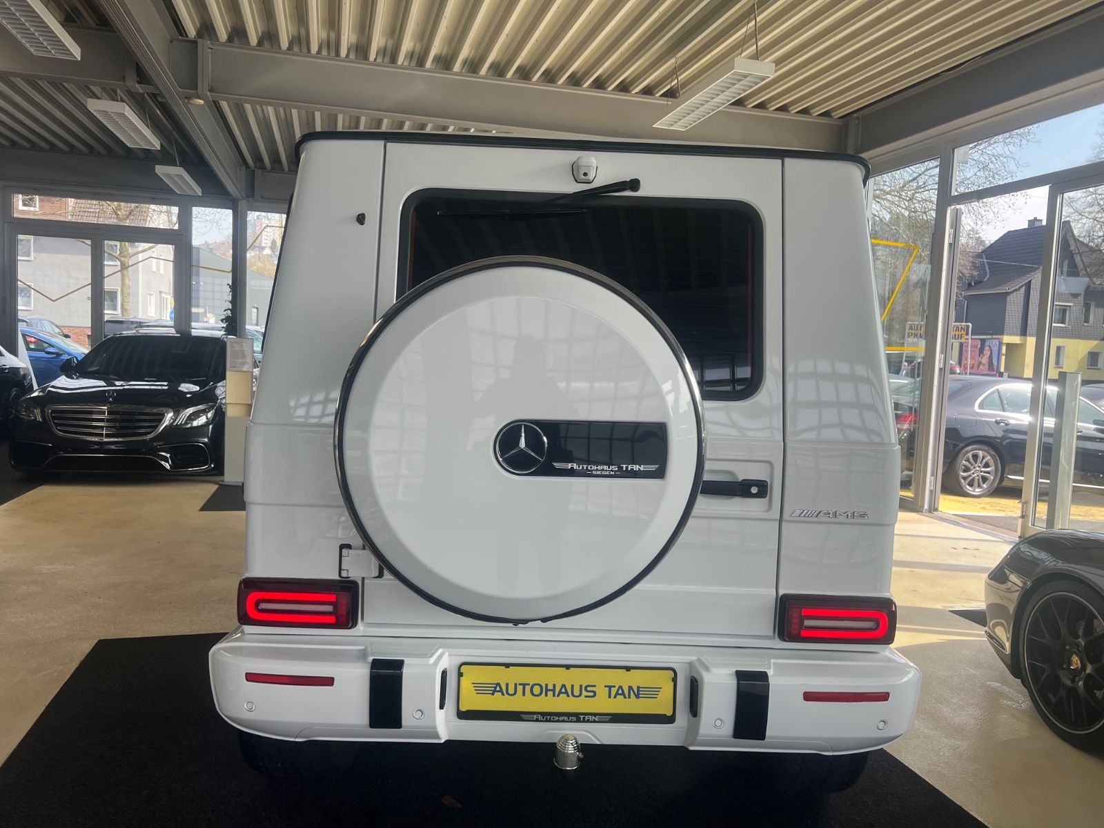 Fahrzeugabbildung Mercedes-Benz G 350 d AMG LINE *FACELIFT*22" AMG SCHMIEDE*