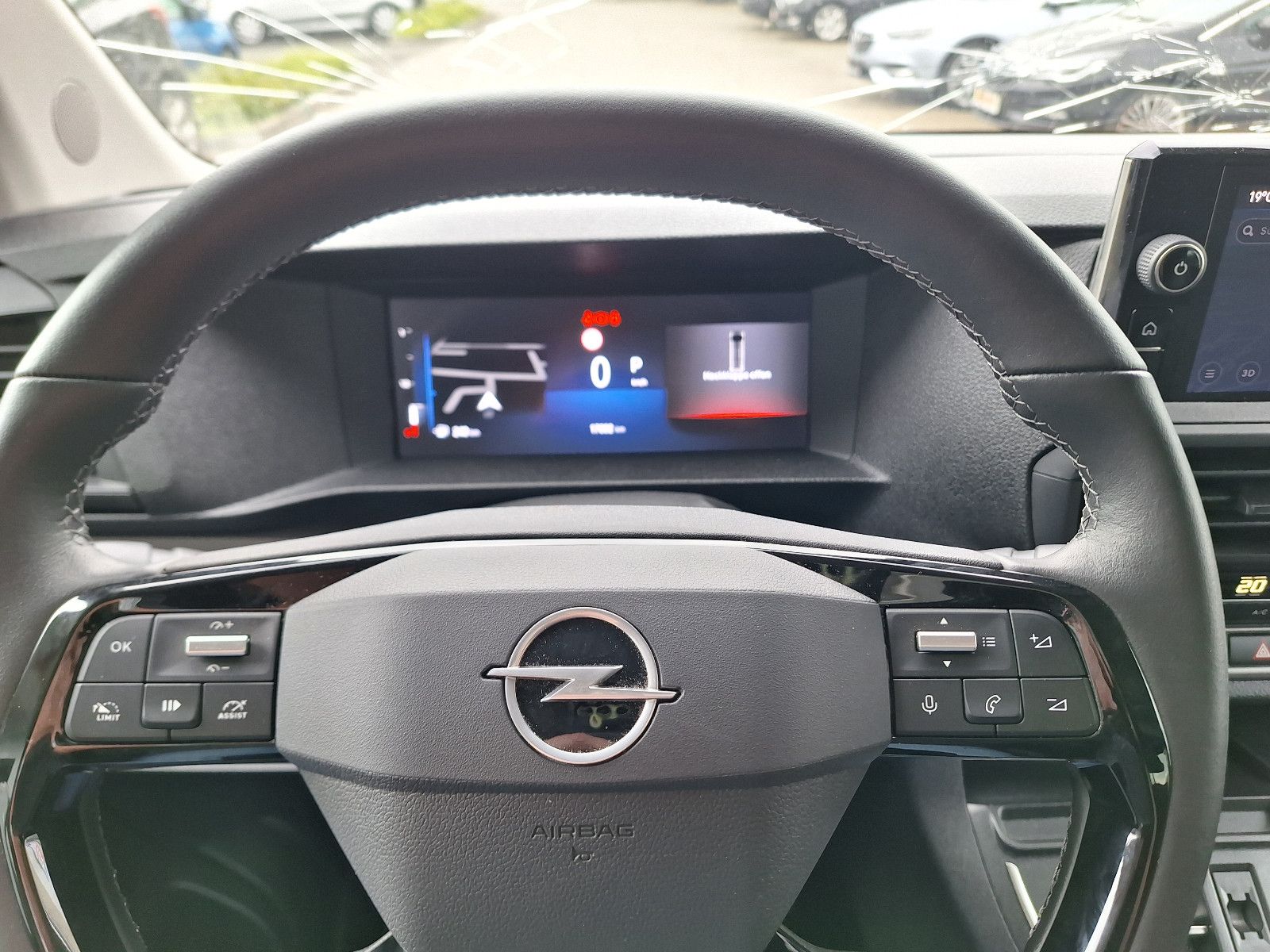 Fahrzeugabbildung Opel Vivaro Doka 5 Sitzer /Aut. Hagelschaden