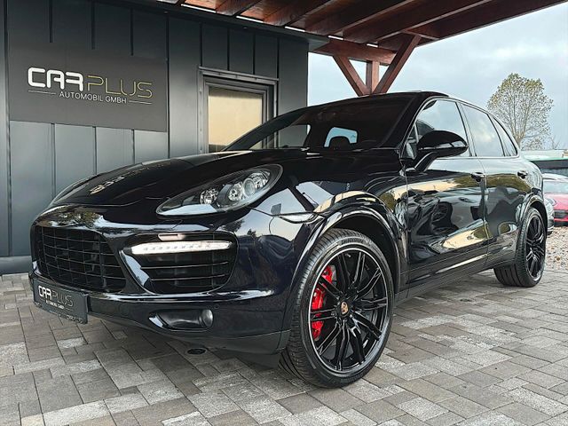 Porsche Cayenne Turbo V8 Sport Black Design Paket 21Zoll