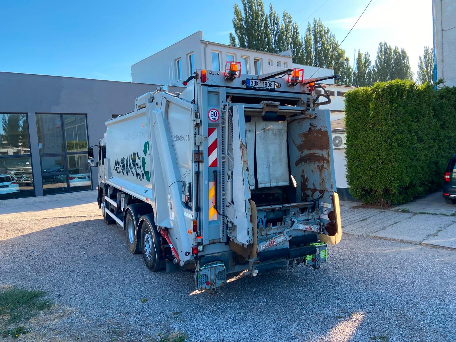 Volvo FM 330, Euro 6, 6x2