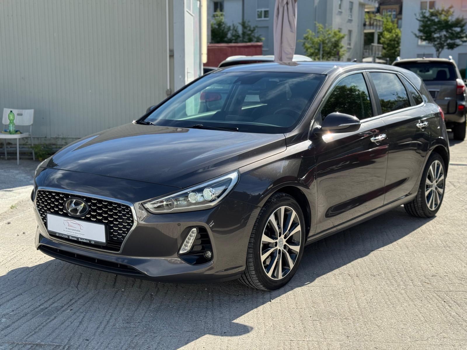 Hyundai i30 T-GDI Premium*Navi*1Hand*NeueService*Garntie