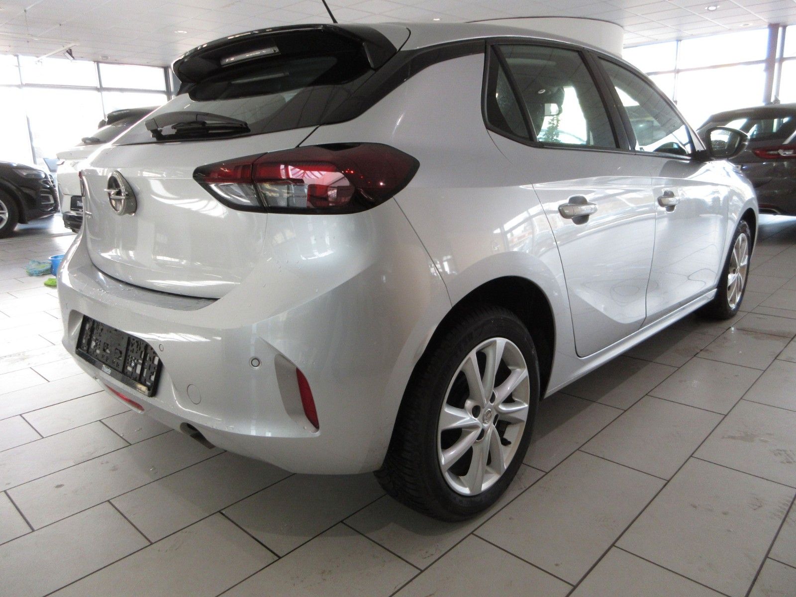 Fahrzeugabbildung Opel Corsa 1.2 T Elegance LED/NAVI/PDC/ALU/TEMPO