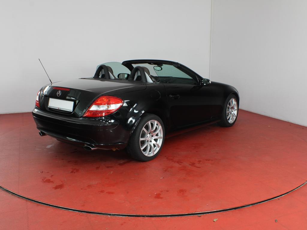 Mercedes-Benz SLK 350