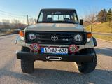 Toyota HZJ79 SC 4,2 D - Toyota Land Cruiser: 79 Hzj
