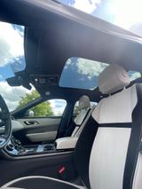Land Rover Range Rover Velar 3.0 V6 D300 R-Dynamic S R-... - Land Rover Gebrauchtwagen in Hagen