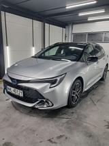 Toyota Corolla 1,8 Hybrid Business Edition Touring ... - Toyota Corolla: E8