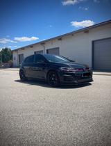 Volkswagen Golf 7.5 GTI Performance - 2.0 TSI OPF DSG  - Volkswagen Golf: 2.5