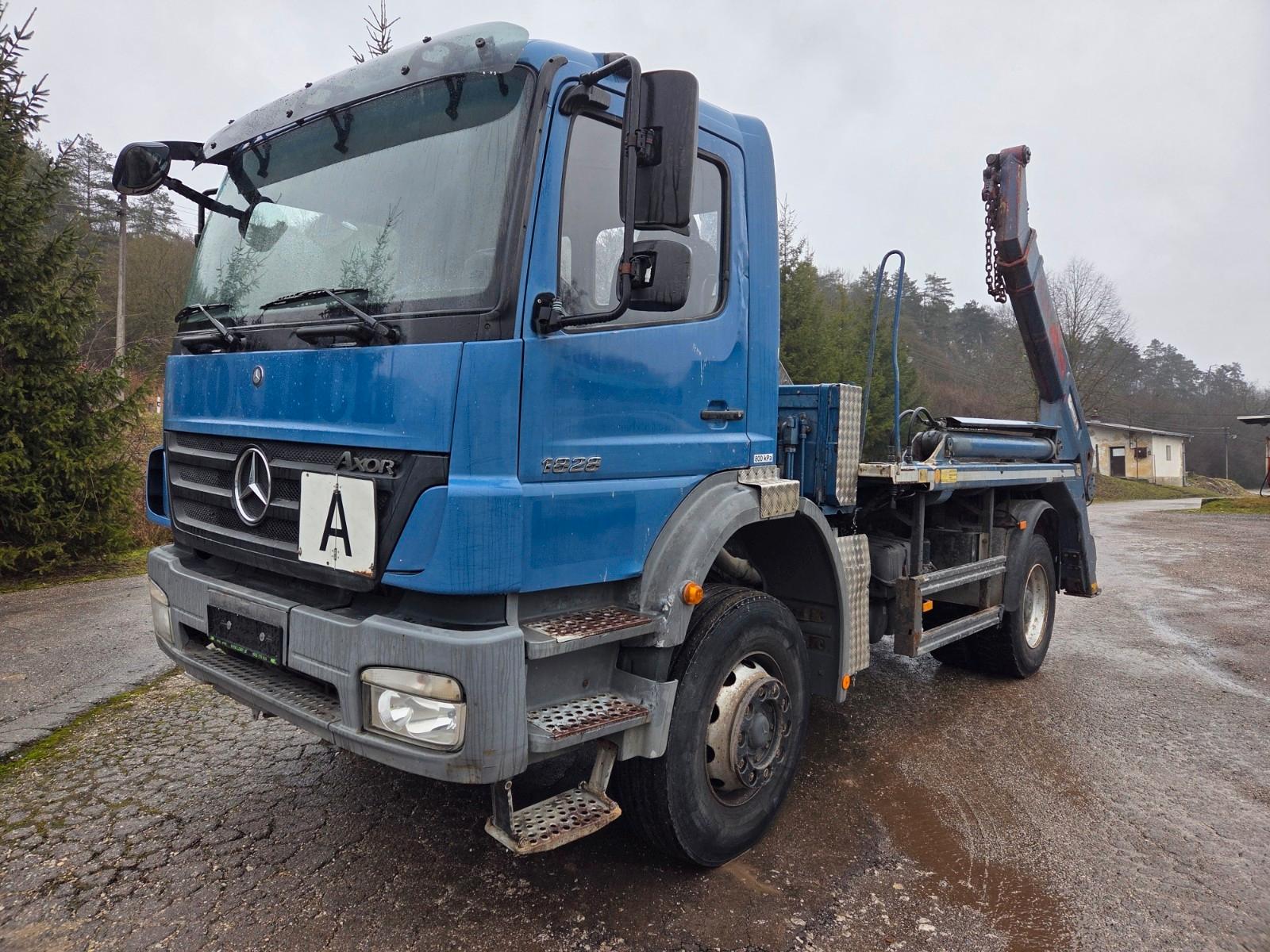 Mercedes-Benz AXOR 1828 CHAIN CONTAINER MEILLER