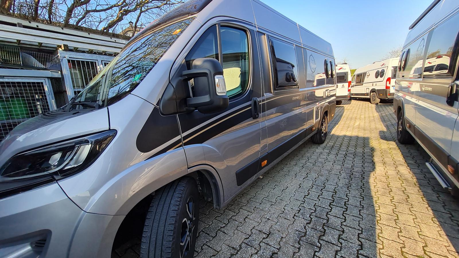 Malibu Van two rooms  GT skyview 640 LE RB HEAVY