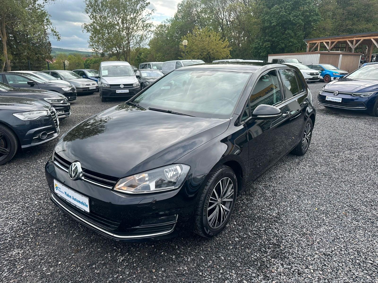 Volkswagen Golf VII Lim. Allstar STDHZG PDC TEMPOMAT NAVI