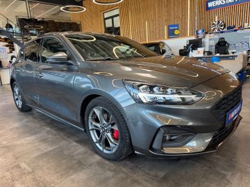 MYAUTOCENTER – Gebraucht- und Jahreswagen mit Werkstattservice in Pfaffenhofen Ford Focus *KEYLES*HEAD-UP*LKHZ*2-ZONEN*ACC*VOLL*