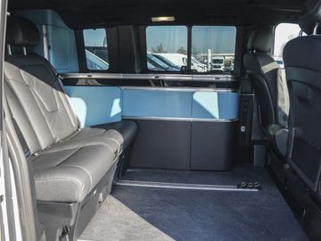 Mercedes V 300 - 9