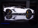 Lamborghini SVJ Roadster | Bianco Oplalis | Carbon | Lift - Lamborghini Aventador SVJ mit Benzin-Antrieb