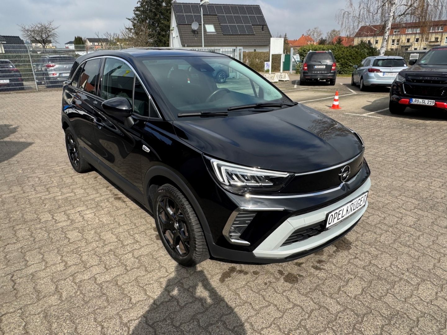 Fahrzeugabbildung Opel Crossland Elegance 1.2 Turbo mit AHK