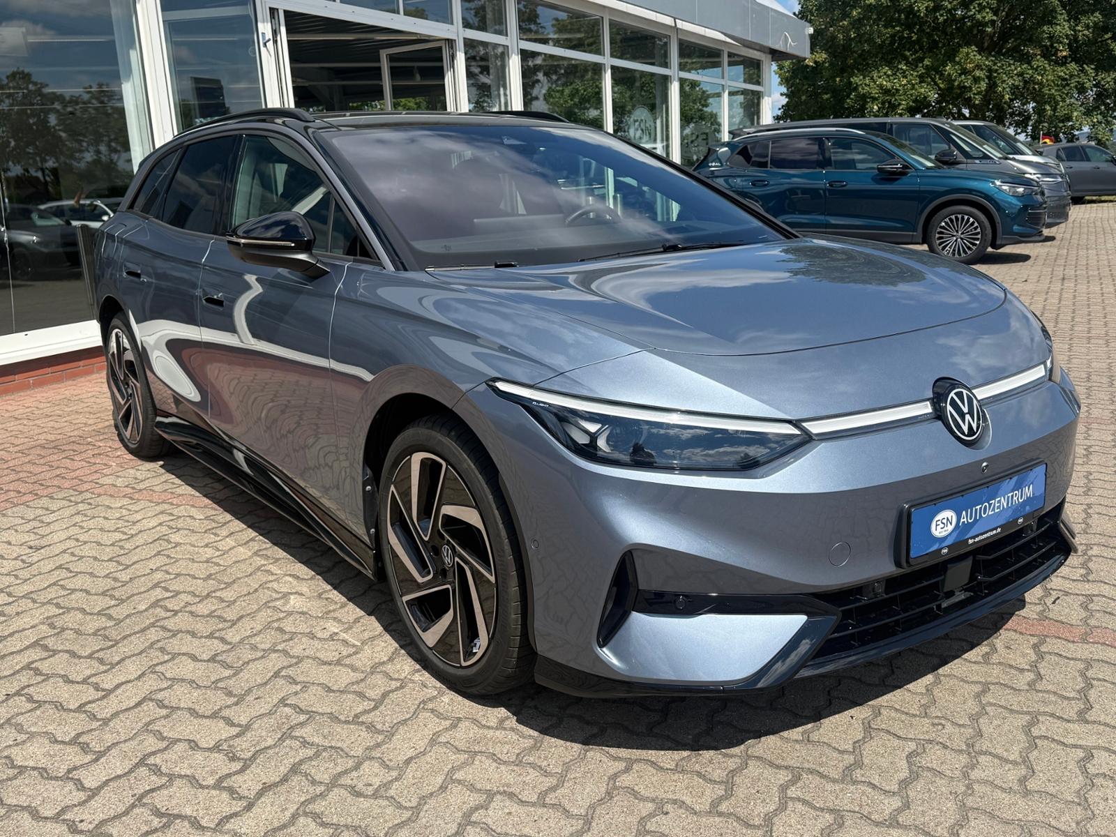 Volkswagen ID.7 Pro Matrix AHK 360° HeadUp Pano DCC