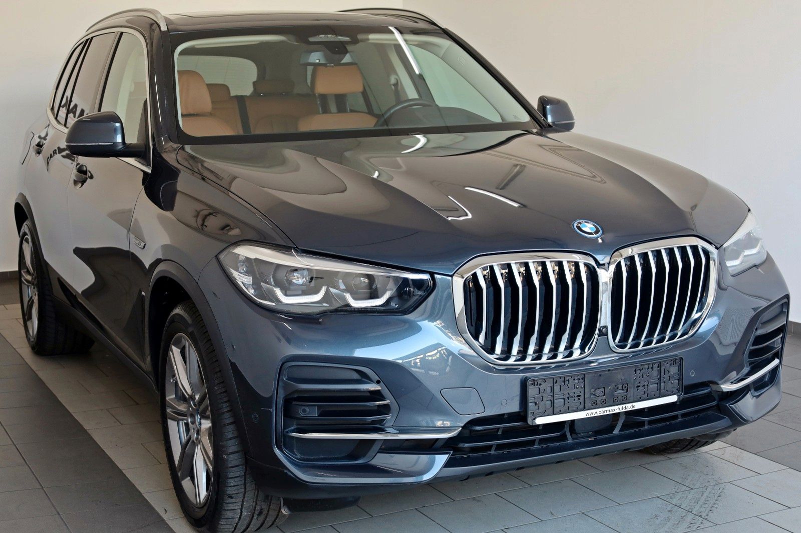 Fahrzeugabbildung BMW X5 xDrive 45e,Leder,Navi,Panorama,HUD,Kamera,ACC