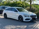 Mercedes-Benz CLA 180 Shooting Brake AMG--Kamera--LED--Automat