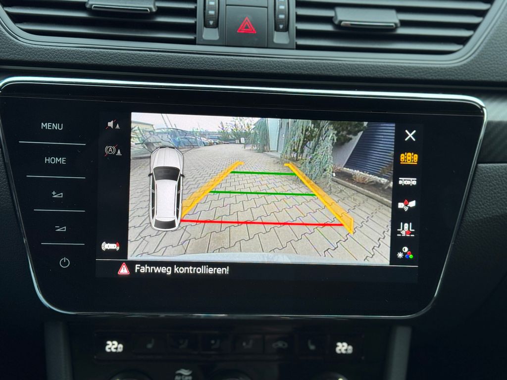 SKODA Superb Combi 2.0 TDI Sportline DSG SKODA Superb Combi 2.0 TDI Sportline DSG