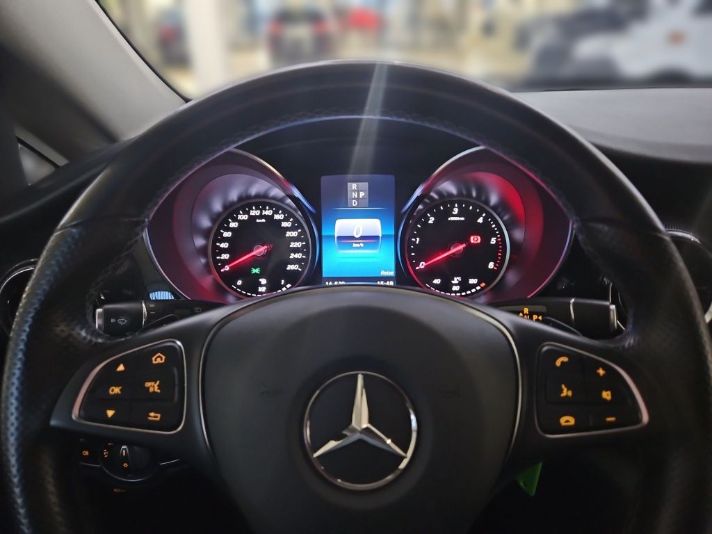 Fahrzeugabbildung Mercedes-Benz V 250 ED lang 4x4 Nav AHK PTS RFK 2 Schiebetüren