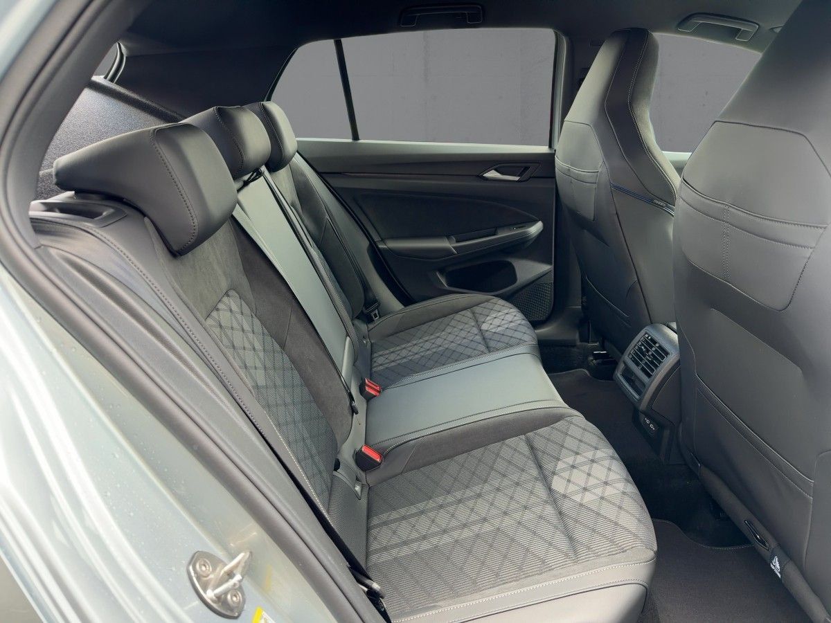 Volkswagen Golf - Bild 13