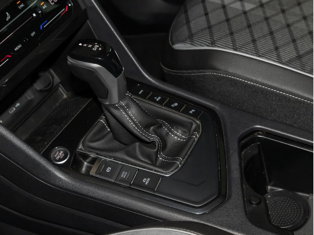 Volkswagen Tiguan Hybrid R-Line PANO MATRIX AHK HUD PANO foto 14