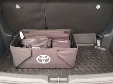 Toyota Yaris - 5