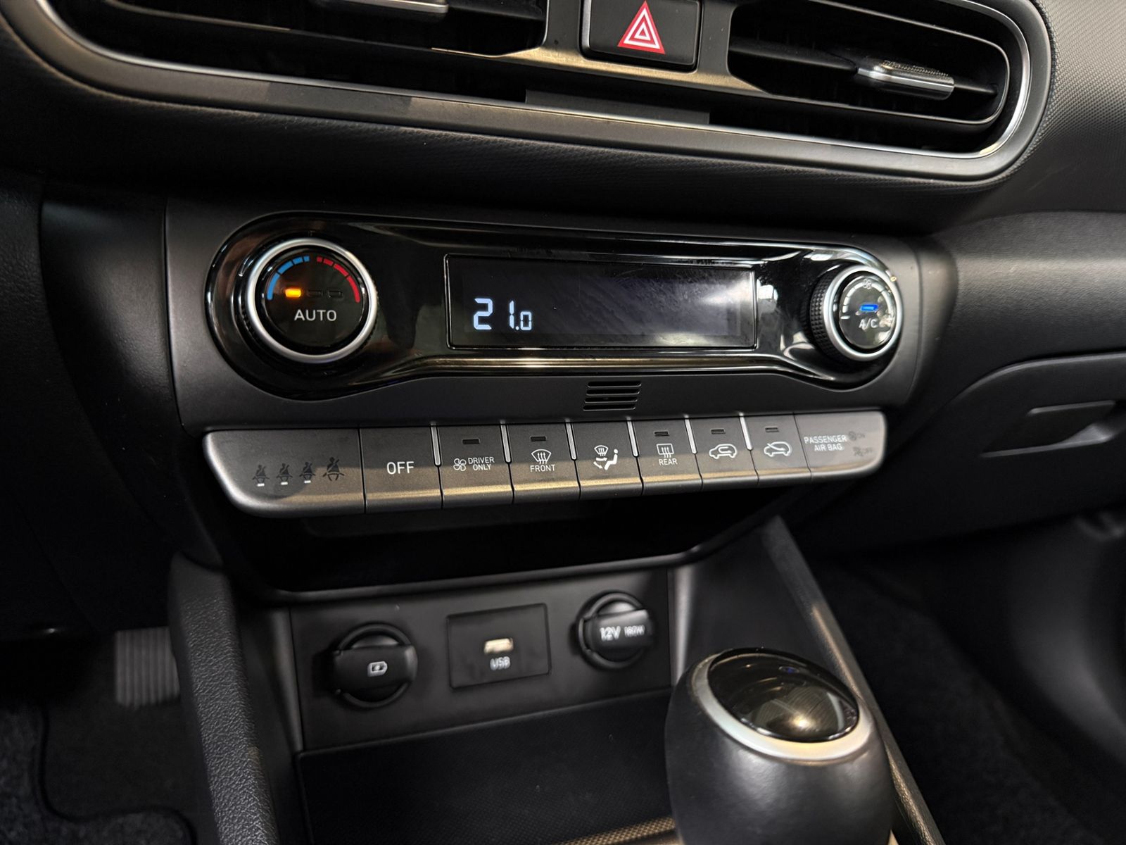 Fahrzeugabbildung Hyundai KONA Edition 30+ Hybrid 2WD KAM LED NAVI